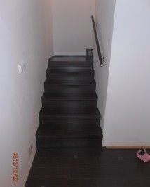Zakázkové schody 28